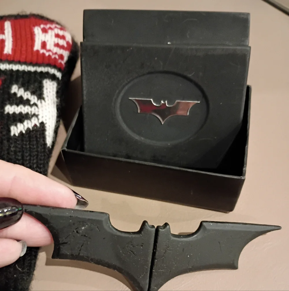 BATMAN BATATANG MONEY CLIP NIB BONUS SUNGLASSES BONUS STAR WARS STOCKING